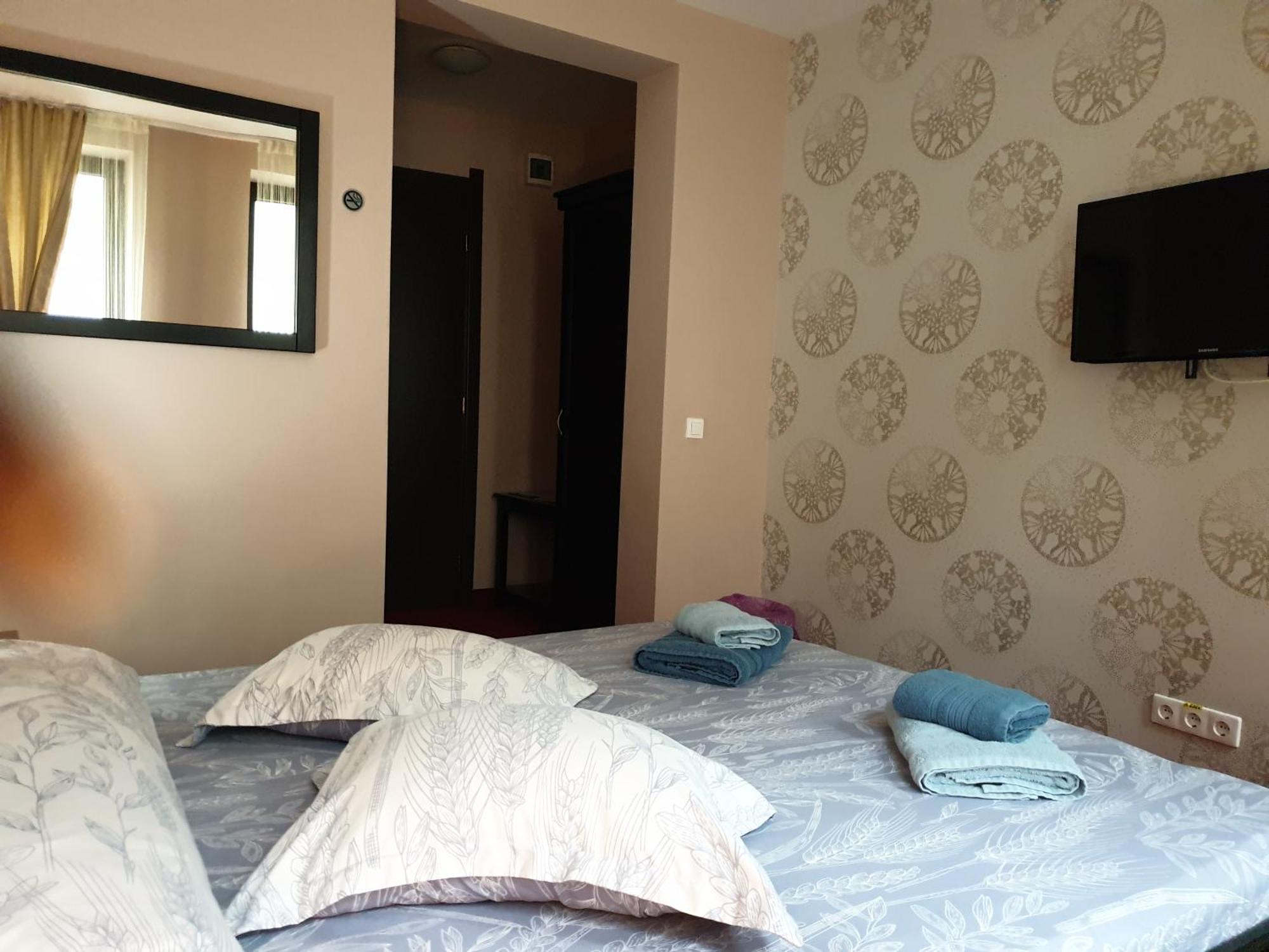 Am Goldberg Hotel Segesvár Kültér fotó